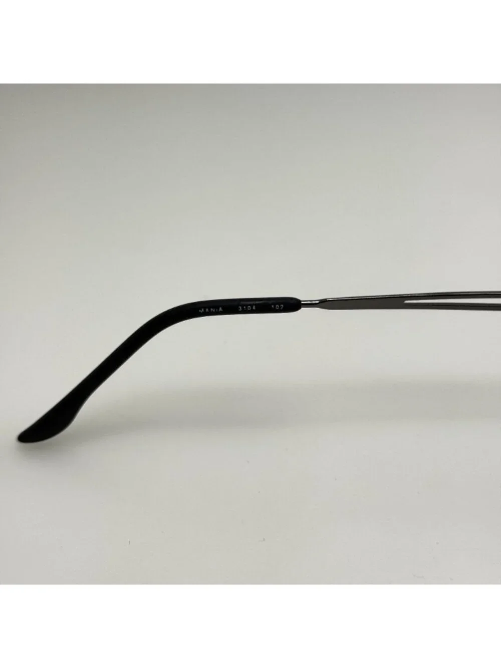 Killer Loop Sunglasses Mania 3104 102 Italy
